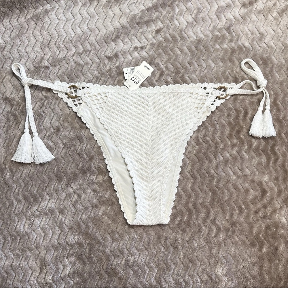 Aerie Crochet Bikini Bottom Size XL Cheekiest White Tie String Sides Soft NWT